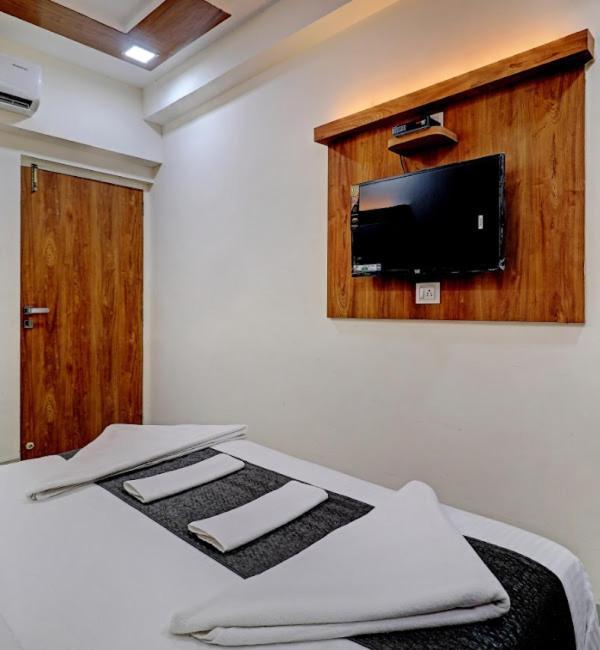 Sun Inn Residency , Navi Mumbai Kültér fotó