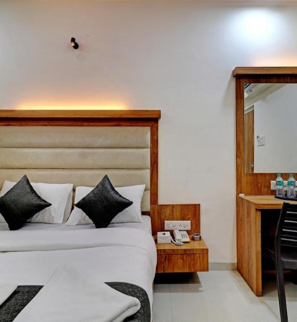 Sun Inn Residency , Navi Mumbai Kültér fotó